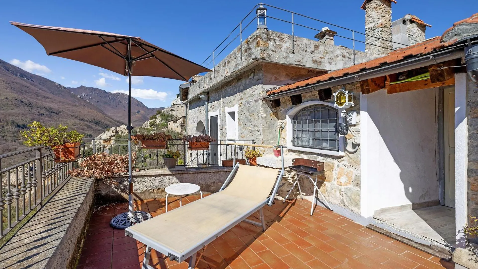 La Dimora Del Tempo Perduto Apartment Castelvecchio di Rocca Barbena 0*,  Italy
